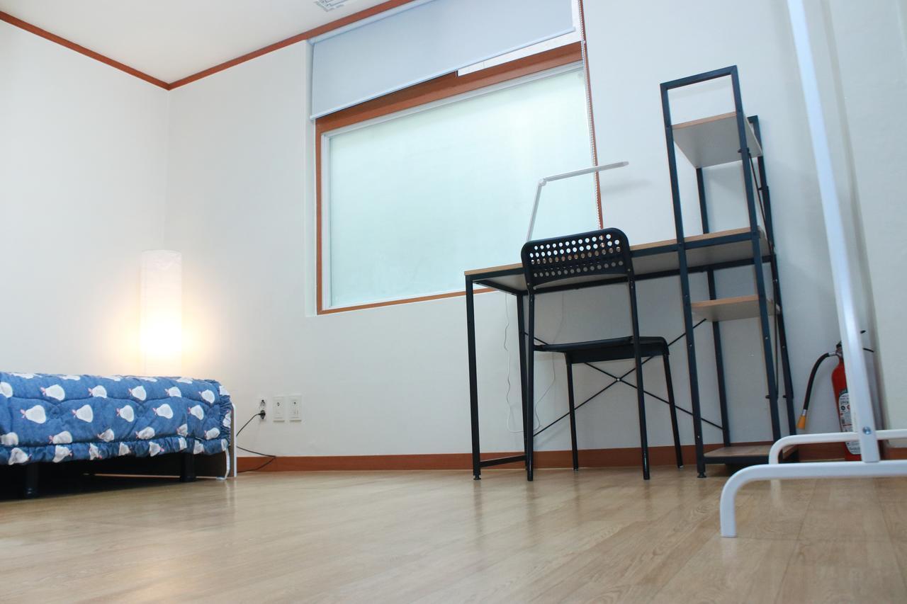 Stayforu Hongdae Bed & Breakfast Seoul